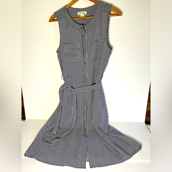 Monteau Los Angeles Dress Med Mid Length Navy Blue White Stripes Nautical - Picture 1 of 8